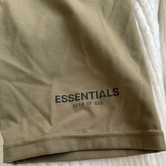 ESSENTIALS x Fear of god, Women’s Biker Shorts - Picture 2 of 7